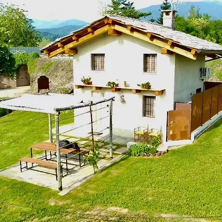 度假居 'l Ciabot 'd Ginota 巴尔杰