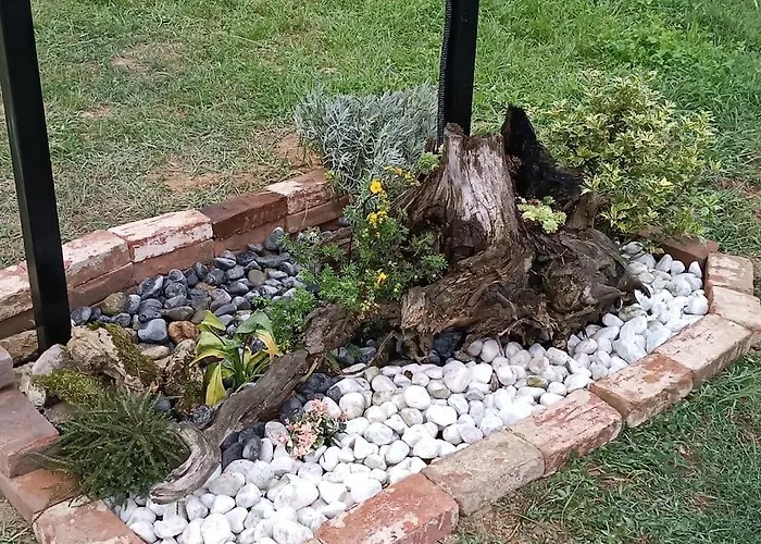 'l Ciabot 'd Ginota Tatil Evi Barge